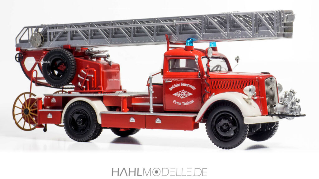 Opel Blitz 3 to Lastkraftwagen, Drehleiter Feuerwehr, rot, Schuco, hahlmodelle.de