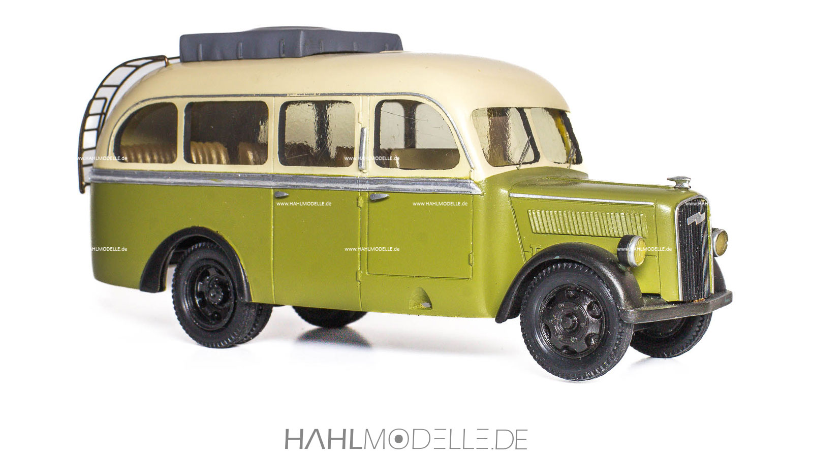 Opel Blitz 1,5 to Typ 2,5-45, Bus (Voll oder Ludewig), grün-beige, Vector Models, hahlmodelle.de