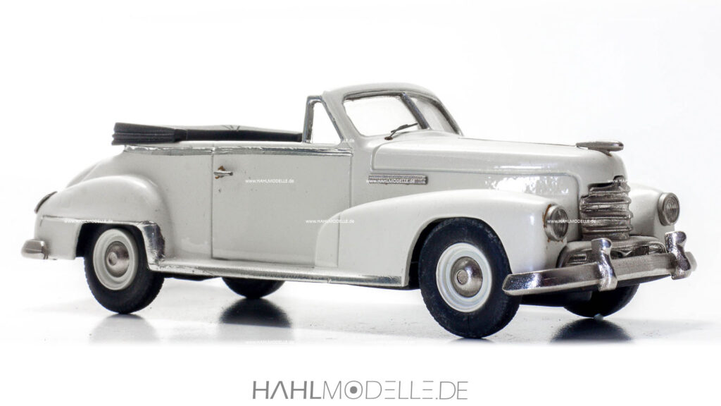 Opel Kapitän '51, Cabriolet (Autenrieth), weiß, Tin Wizard, hahlmodelle.de