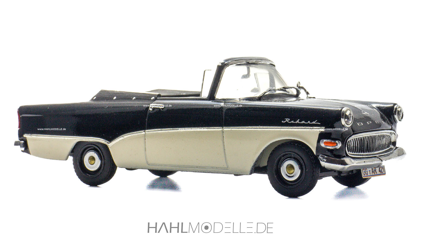 Opel Olympia Rekord P1, Cabriolet (Autenrieth), schwarz/weiß, Code-3 (Basis: Minichamps), hahlmodelle.de