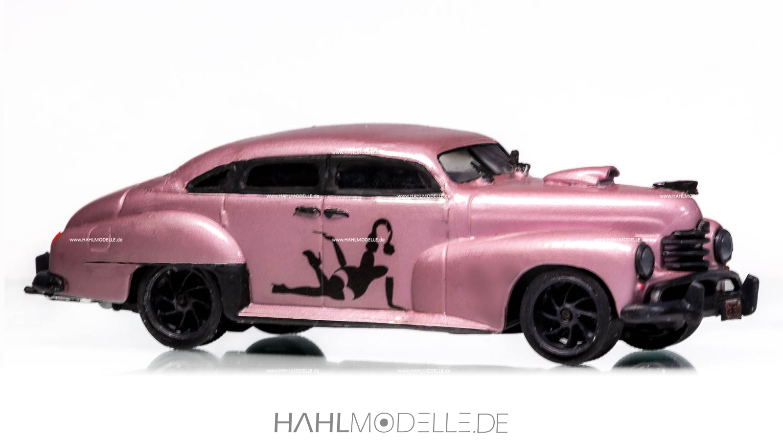 Opel Kapitän '51, Limousine (TopChop), pink, Code-3 (Basis: Minichamps), hahlmodelle.de