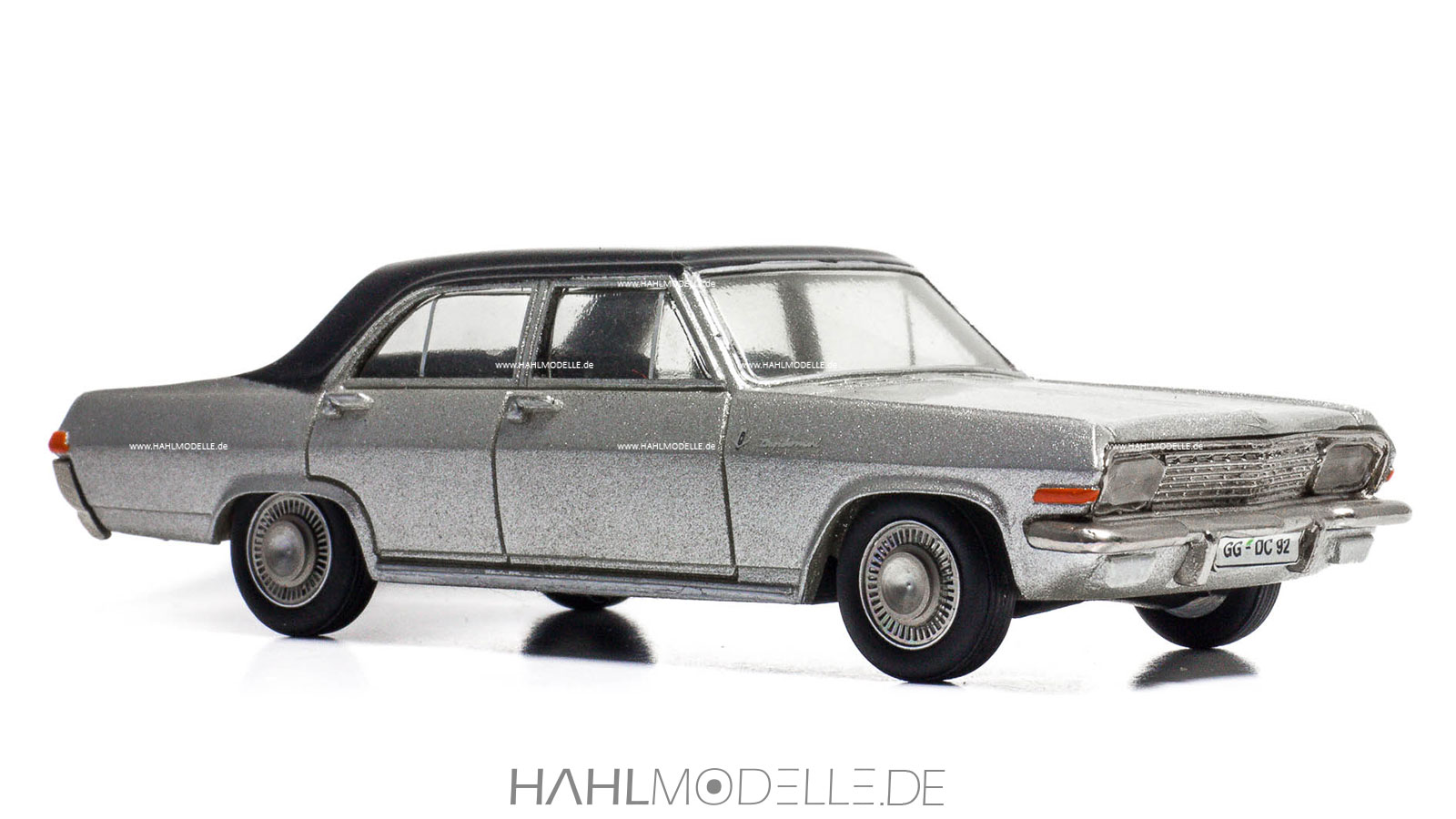 Opel Diplomat A, Limousine, silber/schwarz, Paradcar, hahlmodelle.de