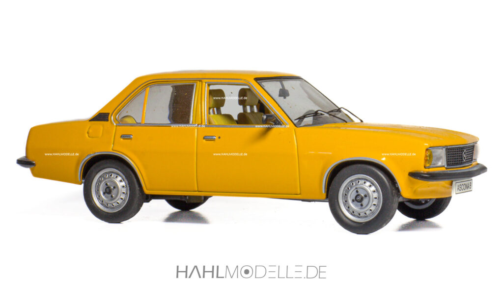 Opel Ascona B, Limousine, orange, Schuco, hahlmodelle.de