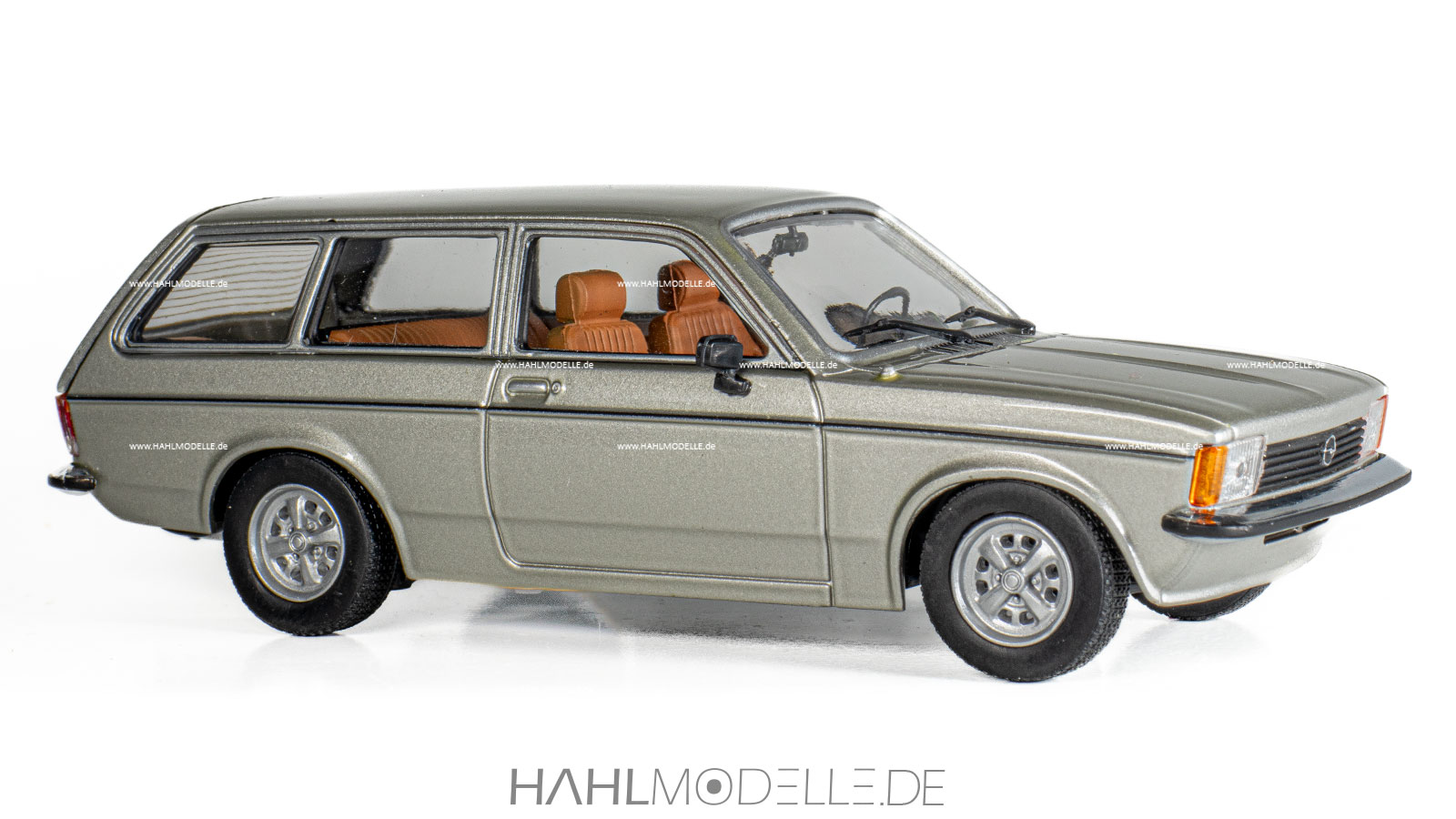 Opel Kadett C2 CarAVan, Kombi, silber, Minichamps, hahlmodelle.de