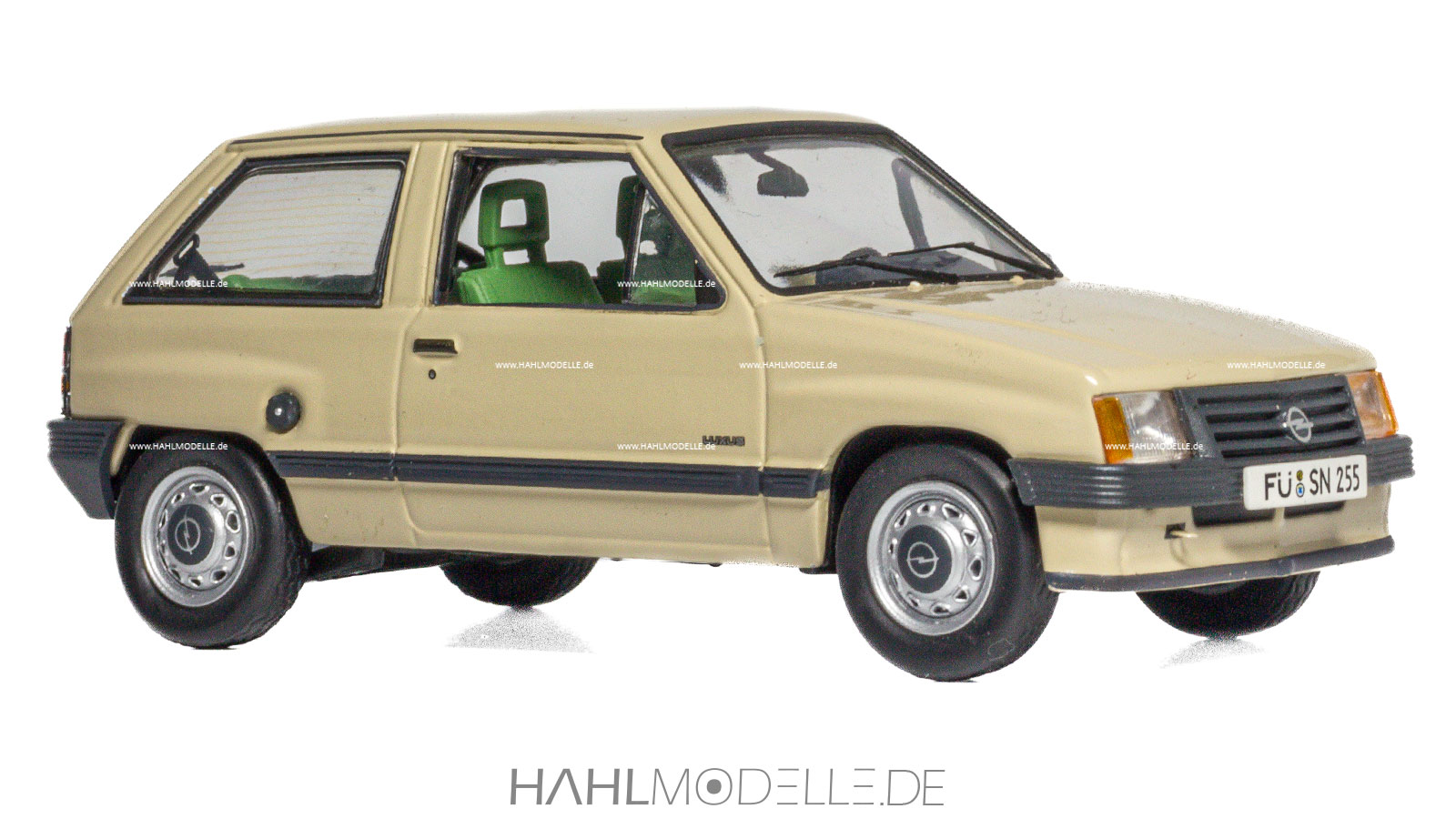 Opel Corsa A, Schrägheck-Limousine, beige, Schuco, hahlmodelle.de