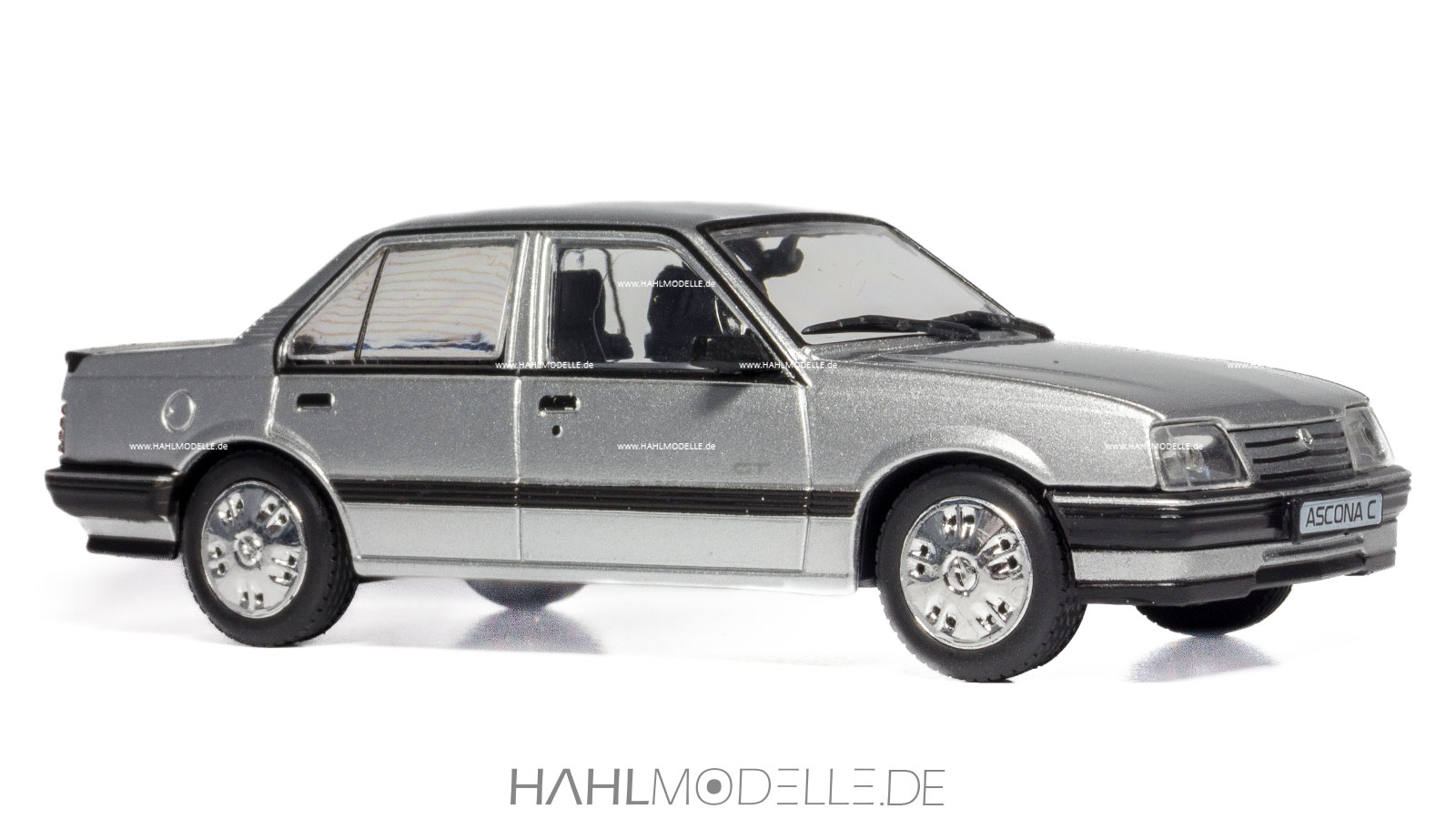 Opel Ascona C (C3), Limousine Stufenheck, silber, Ixo, hahlmodelle.de