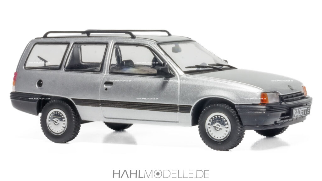 Opel Kadett E, Caravan, Kombi, silber, Ixo, hahlmodelle.de