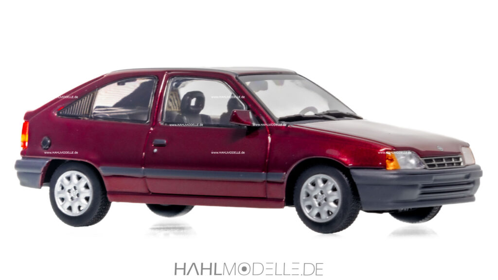 Opel Kadett E, Schrägheck-Limousine, rot, Maxichamps, hahlmodelle.de