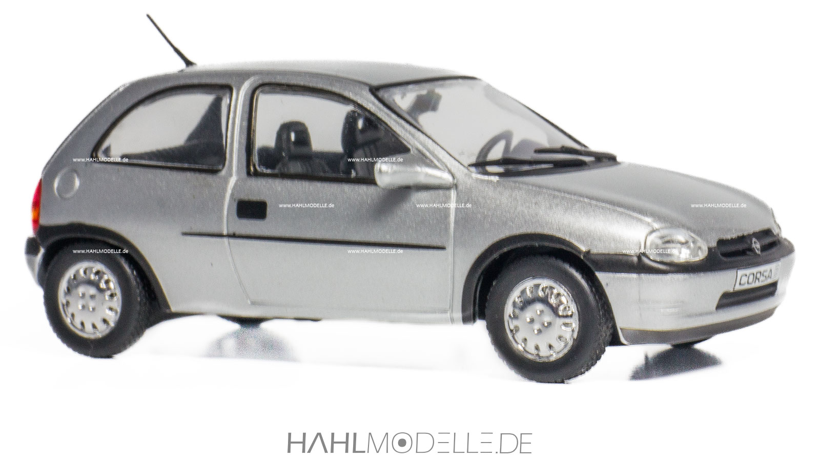 Opel Corsa B, Schrägheck-Limousine, silber, Ixo, hahlmodelle.de