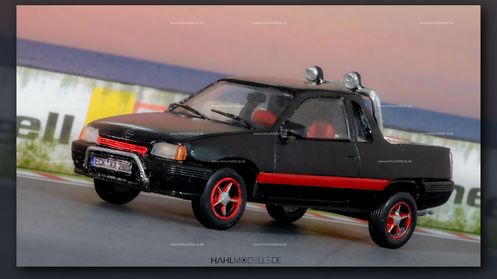 Opel Kadett E, PickUp, schwarz/rot, Code-3 (Basis: Ixo), hahlmodelle.de