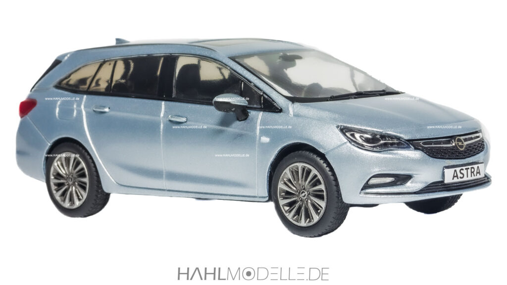 Opel Astra K "Sportstourer", Kombi, silber, iScale, hahlmodelle.de