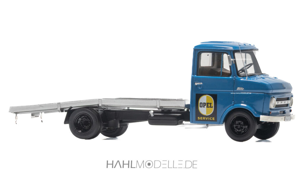 Opel Blitz 2,1 to, Autotransporter, blau, Matrix Scalemodels , hahlmodelle.de